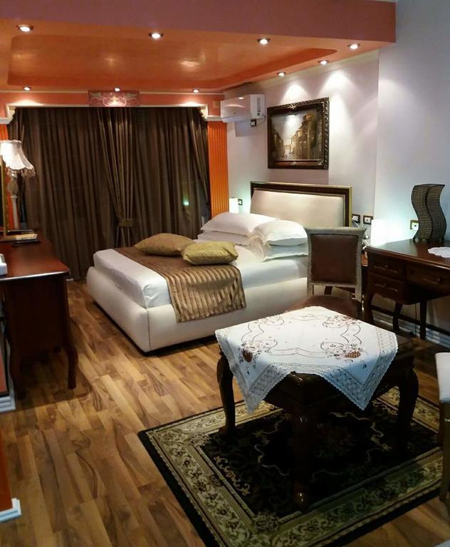 Hotel Boutique Vila Fernando Tirana Bagian luar foto