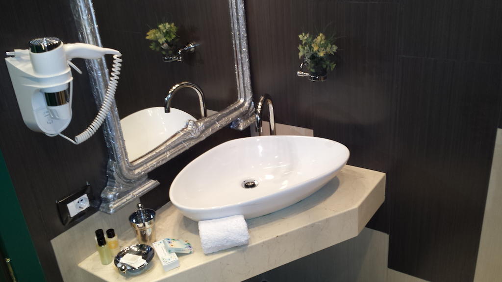 Hotel Boutique Vila Fernando Tirana Ruang foto