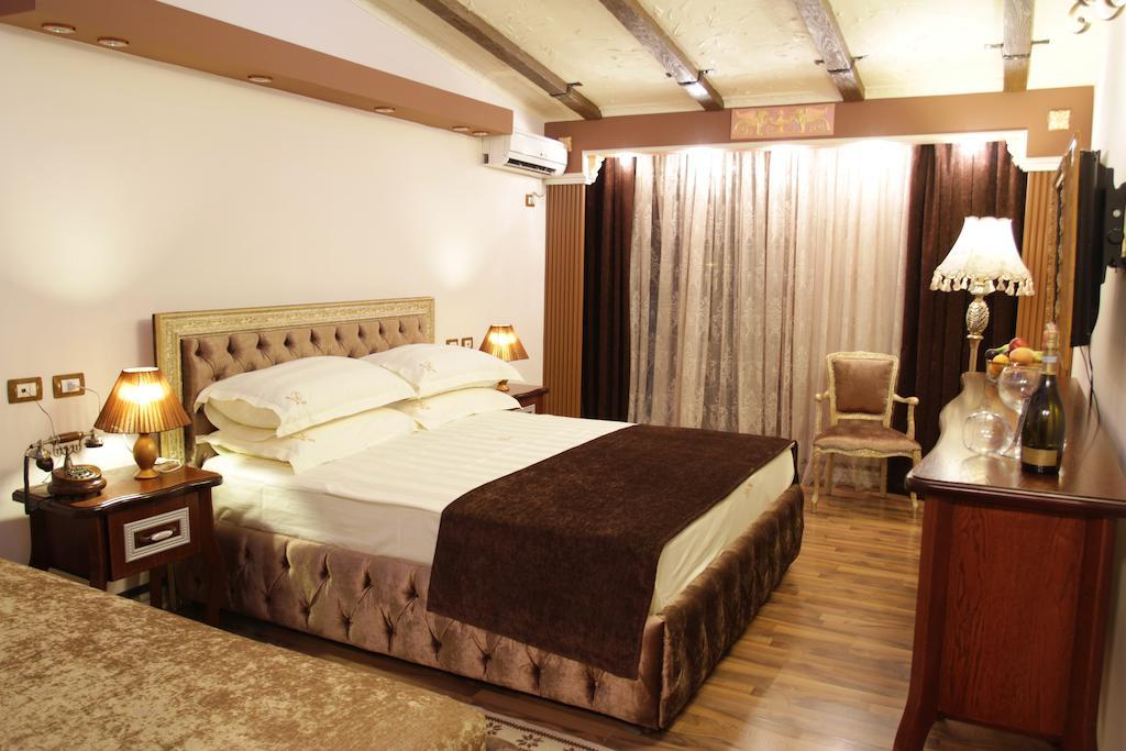 Hotel Boutique Vila Fernando Tirana Ruang foto