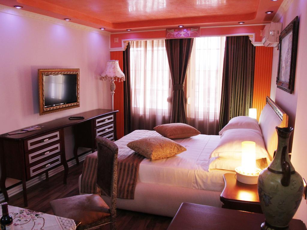 Hotel Boutique Vila Fernando Tirana Ruang foto
