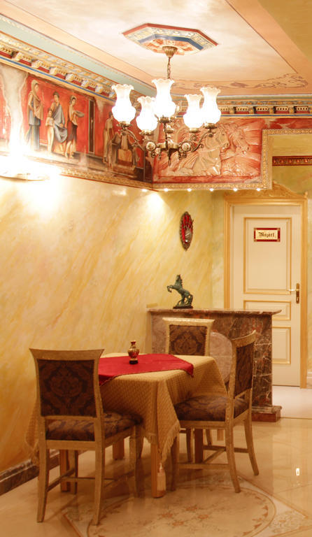Hotel Boutique Vila Fernando Tirana Bagian luar foto